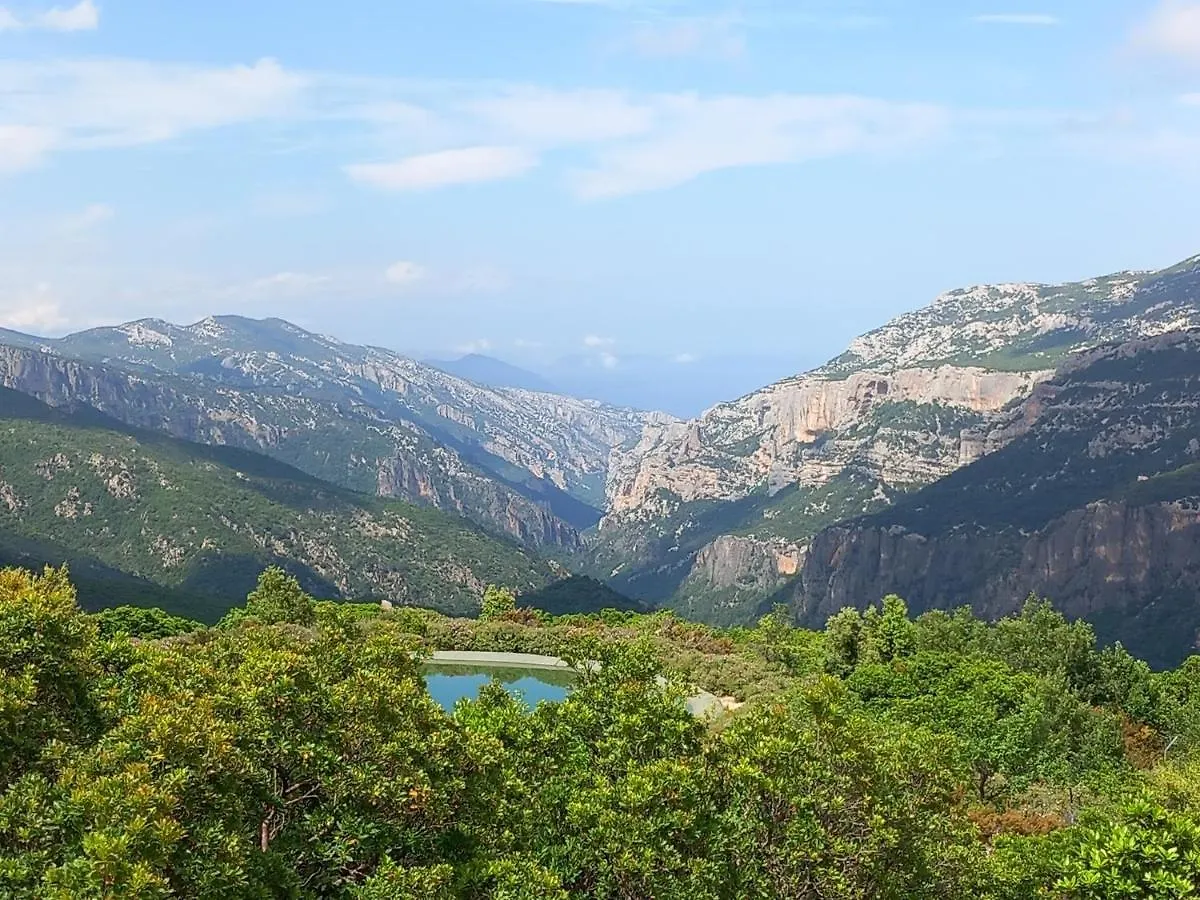 Luxury tent Glamping Tent Nel Supramonte Urzulei